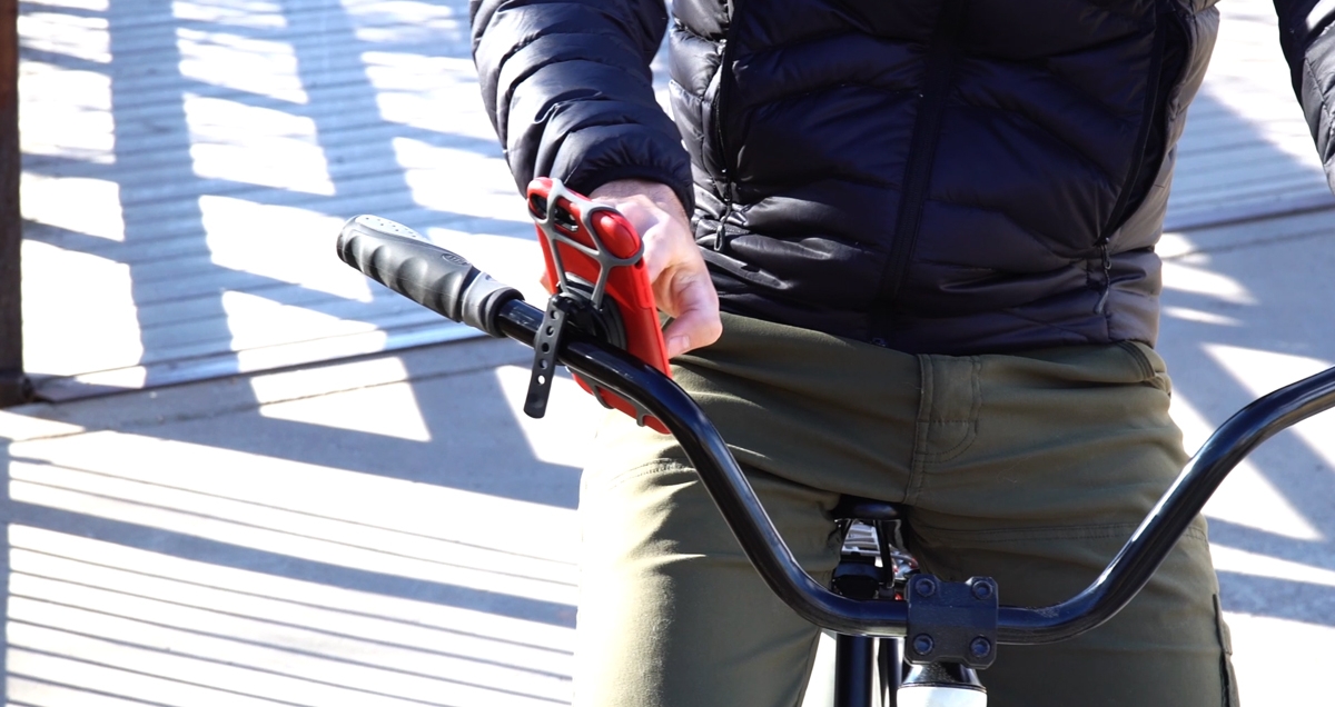 Cruiser bike phone discount holder